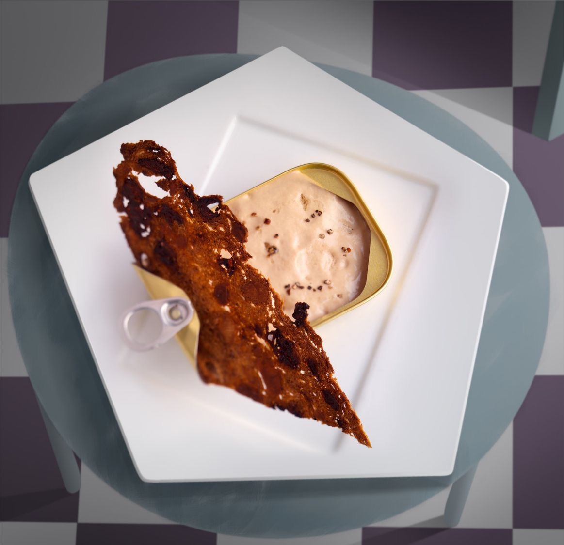 Mousse de sardines, pain d’épices - Paul Pairet - Shanghai